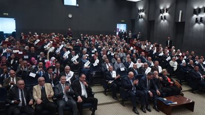 رئيس مصلحة الجمارك: هدفنا حماية وتحفيز الاقتصاد المصرى