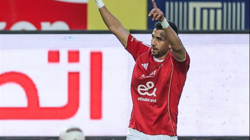 تريزيجيه مع الأهلي