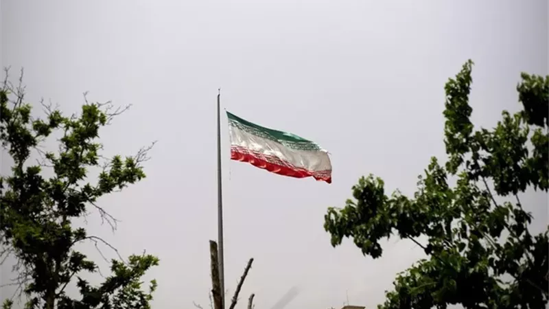إيران
