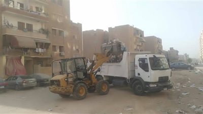 جهود ميدانية مستمرة لرفع كفاءة منظومة النظافة بحي فيصل بالسويس 