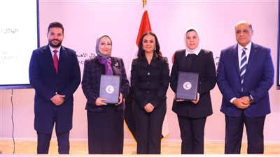 وزيرة التضامن تشهد توقيع الهلال الأحمر 6 بروتوكولات لتعزيز الشراكة المؤسسية