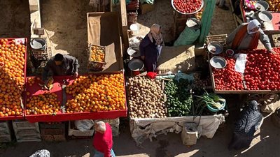 رئيس مدينة دمنهور يتابع انتظام سوق إفلاقة الجديد ومنع عودة الإشغالات