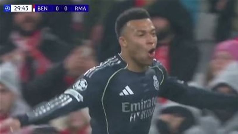 ريال مدريد وبنفيكا