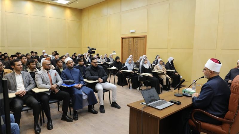 مفتي الجمهورية مع
