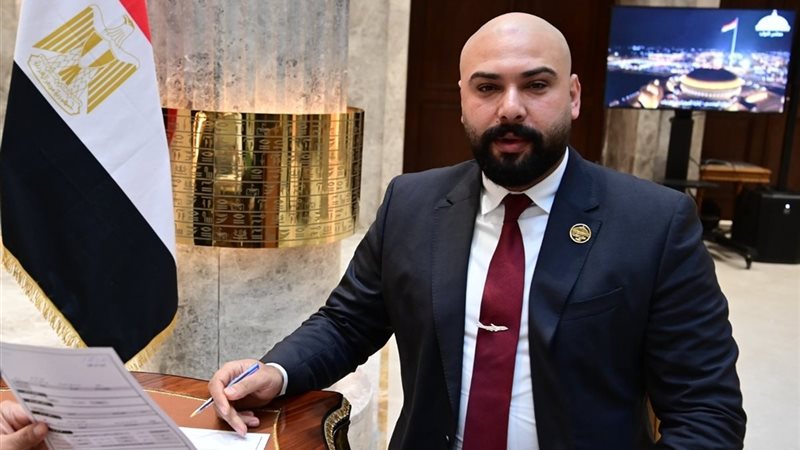 النائب ابراهيم الديب
