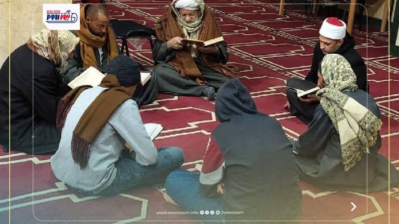 مقارئ الفجر بالمساجد