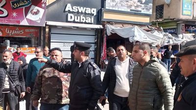 الوحدة المحلية وشرطة المرافق تنفذان حملة موسعة لرفع الإشغالات بدمياط