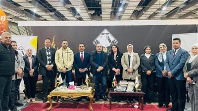 مسؤولو معرض الكتاب وقيادات إعلامية وحكومية يزورون مقر تنسيقية شباب الأحزاب