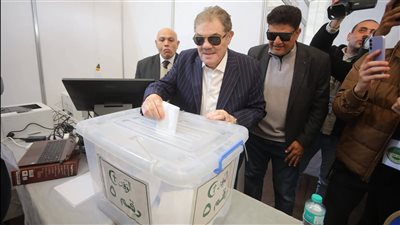 الدكتور السيد البدوي يدلي بصوته في انتخابات رئاسة حزب الوفد