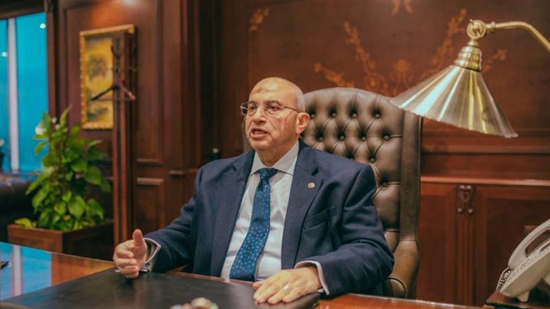 النائب اشرف عبد الغني
