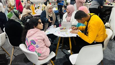 ورشة توعوية للأسر من رواد معرض الكتاب للاكتشاف المبكر للإعاقة