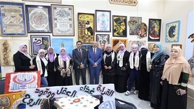 الأمين العام للمجلس الأعلى للأزهر يتفقد أنشطة جناح الأزهر بمعرض الكتاب