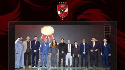الأهلي يفتتح فرعًا لأكاديمية كرة القدم في العاصمة السعودية بالرياض