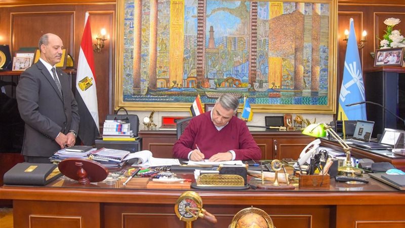 محافظ الإسكندرية