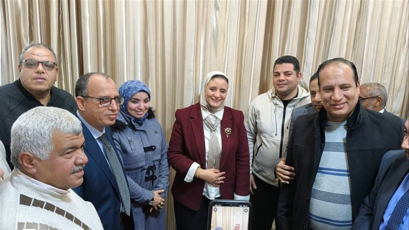 منى رزق