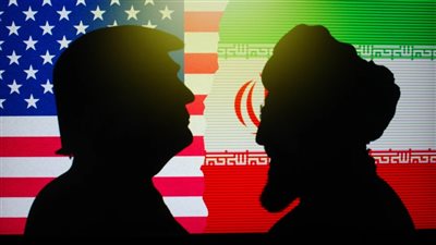بمشاركة حليف في الشرق الأوسط.. جاسوس أمريكي يكشف خطة ترامب لاغتيال خامنئي