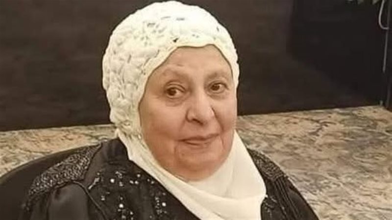 الاذاعية القديرة