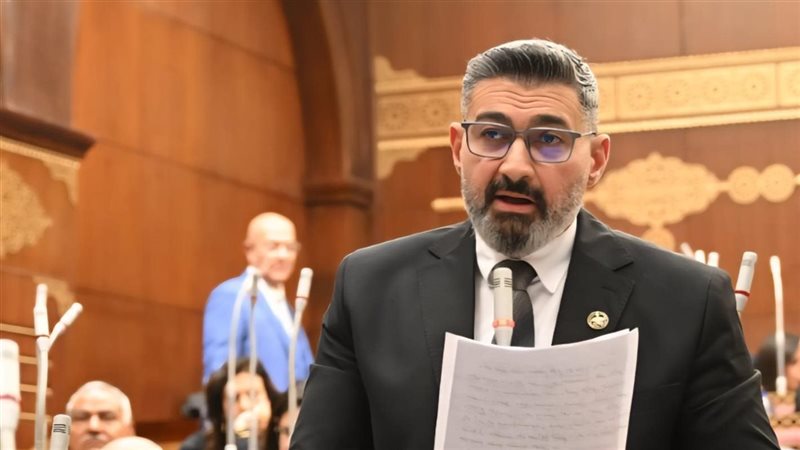 ياسر جلال