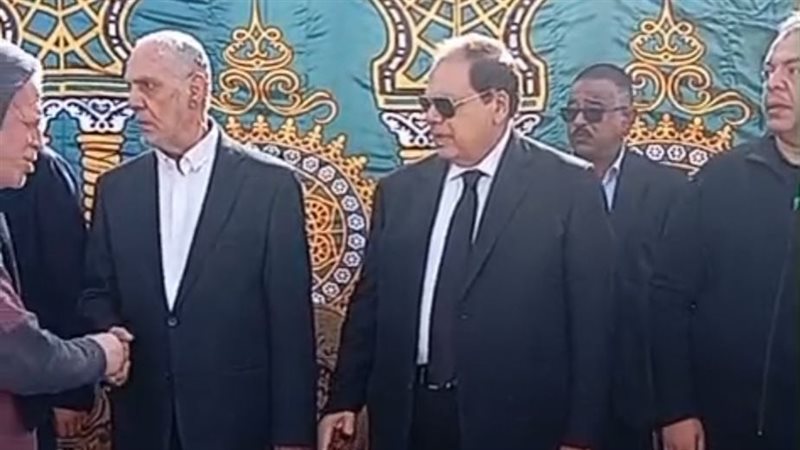 النائب محمد أبو العينين