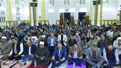 محافظ الأقصر يشهد الاحتفال بليلة النصف من شعبان نائبا عن الرئيس السيسي