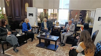 محافظ الأقصر يستقبل مديرة  برنامج الأغذية العالمي بمصر لبحث تعزيز التعاون 