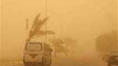 خبير مرور يحذر: ذروة العاصفة الترابية ظهرًا والرؤية شبه منعدمة