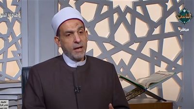 كيف نجعل الصلاة خفيفة على القلب؟.. أمين الفتوى توضح 