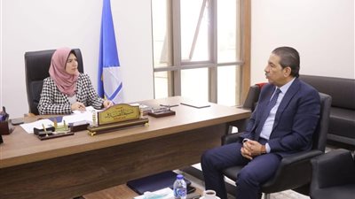 نائب محافظ دمياط تتابع جهود جهاز تنمية المشروعات الصغيرة والمتوسطة 