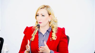 جيهان جادو: زيارة ماكرون ستدعم رؤية مصر بشأن غزة| خاص