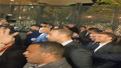 مشهد استثنائي على الهواء.. السيسي وماكرون في جولة بخان الخليلي