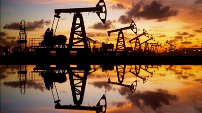 خبيرة أردنية: إغلاق مضيق هرمز سيؤدي إلى أزمة عالمية في سوق النفط