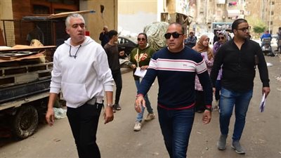 غلق و تشميع  5 محال لفرز القمامة في حملة لمكافحة ظاهرة النباشين ببورفؤاد  