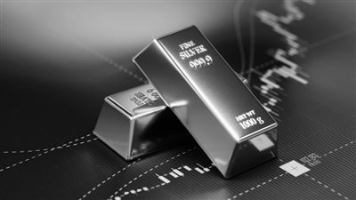 الفضة تستعيد بريقها كـ