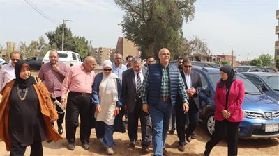 محافظ القليوبية يتابع انتظام سير العملية التعليمية بإدارة كفر شكر