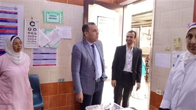وكيل صحة البحيرة يتابع سير العمل بمستشفي الرمد بدمنهور (صور)