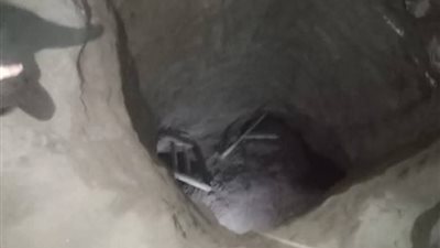 بعد 3 أيام من الواقعة.. استخراج جثة شاب انهار عليه حفر آثار بسوهاج|  صور  