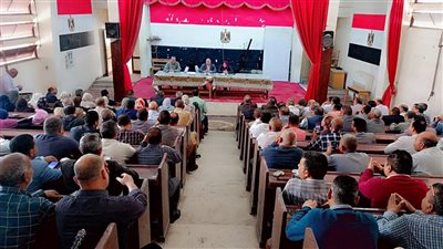 تعليم الفيوم: تفعيل مبادرة دهان الفصول والتشجير بجميع المدارس