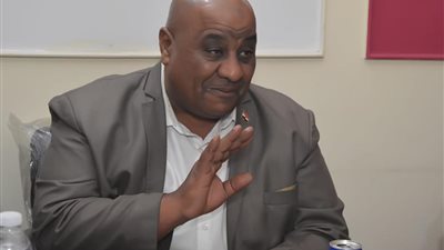 أحمد الضبع: انتقاص الإجازات للعمال بعد سن الـ50 لـ37 يوم بالقانون الجديد