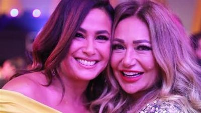 خاص| ليلى علوي وهند صبري ويسري نصرالله ضيوف عشاء 