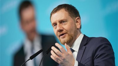 رئيس وزراء ولاية ساكسونيا الألمانية يفتتح فرع الجامعة في مصر