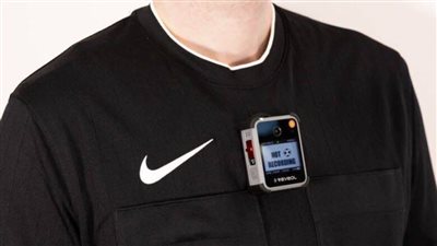 فيفا يستعين بكاميرات يتم وضعها على أجساد الحكام لهذا السبب