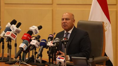 كامل الوزير: مستمرون في تقديم الدعم الكامل لقطاع الدواء الحيوي (فيديو) 