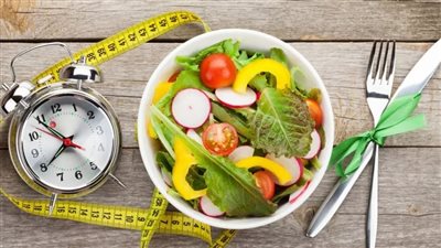 ماذا قال خبراء التغذية عن التوقيت الأفضل بين الوجبات ؟ 