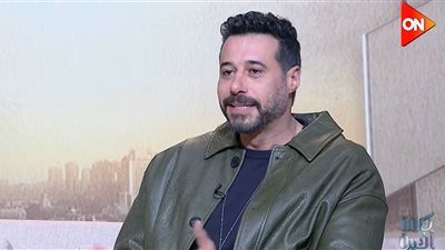 أحمد السعدني: شخصية طارق في 