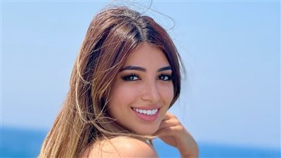 طليقة علي ربيع تعلن وفاة والدها والدفن في مقابر مدينة نصر