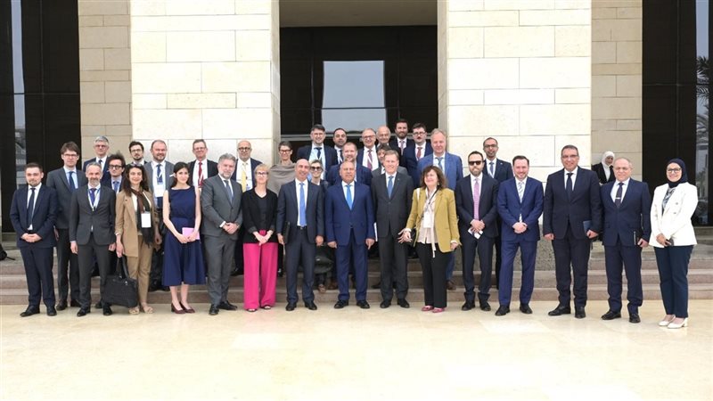 لقاء الوزيري بممثلي