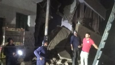 انهيار منزل من 4 طوابق في طهطا بسوهاج وإخلاء المنزل من السكان |صور 