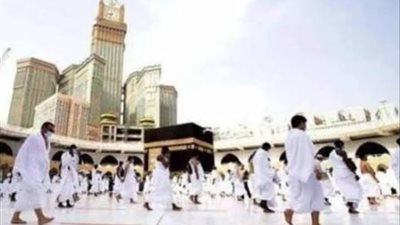 ماهي الملابس الممنوع على المرأة ارتداؤها أثناء الإحرام؟ الإفتاء توضح