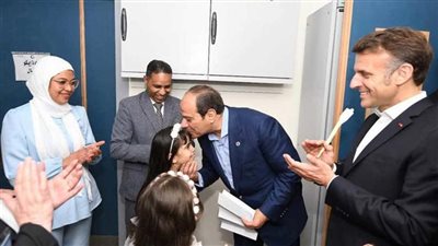 محمد وازن: زيارة ماكرون لمصر أربكت الداخل الإسرائيلي 