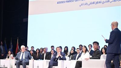  زيارة ماكرون لجامعة القاهرة فى عيون طلابها: رسائل أمل للمستقبل ودعوة للنهضة